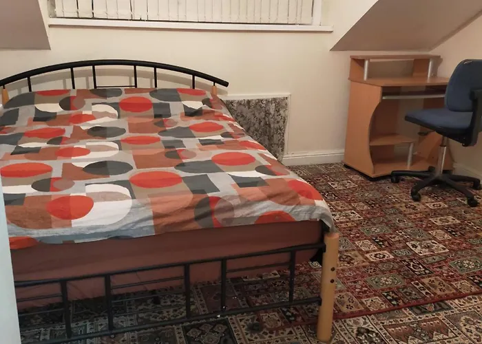 Guest house Female Only